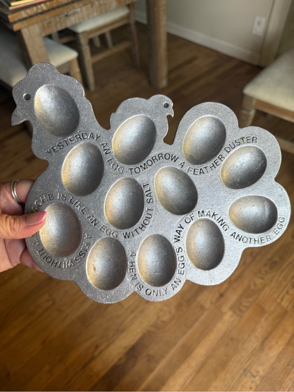 1976 York Metalcrafters Pewter Hen & Chick Deviled Egg Tray